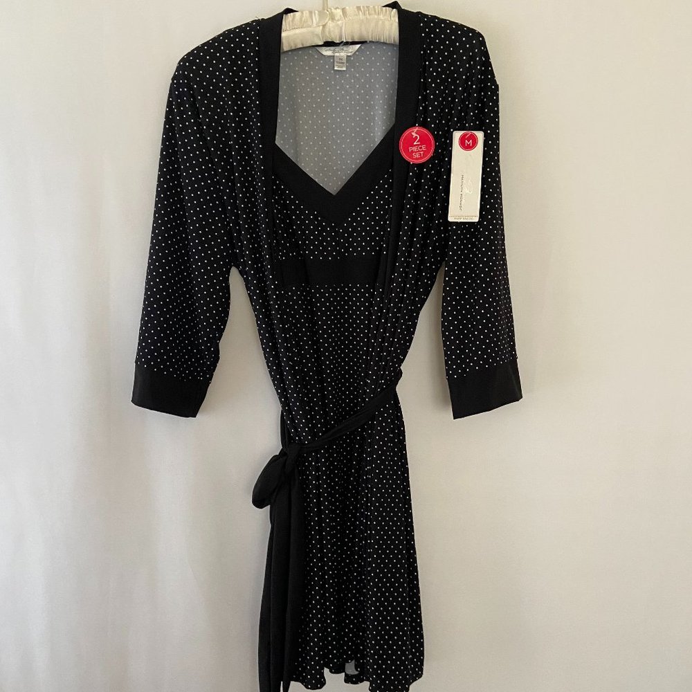 NWT Marilyn Monroe 2-piece Black with White Polka Dots Nightgown Set Size M